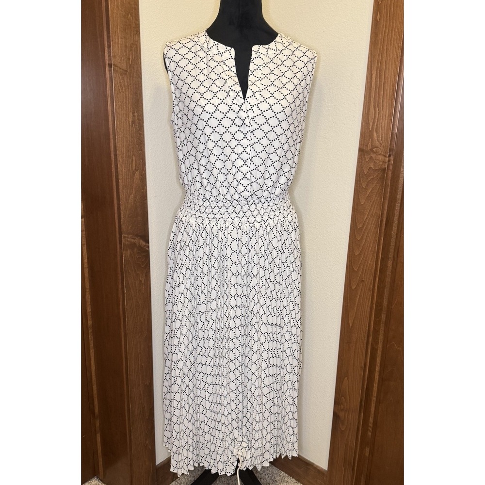 T Tahari Women's Printed Split-Neck Fit & Flare MIDI Dress - Dotted White - M